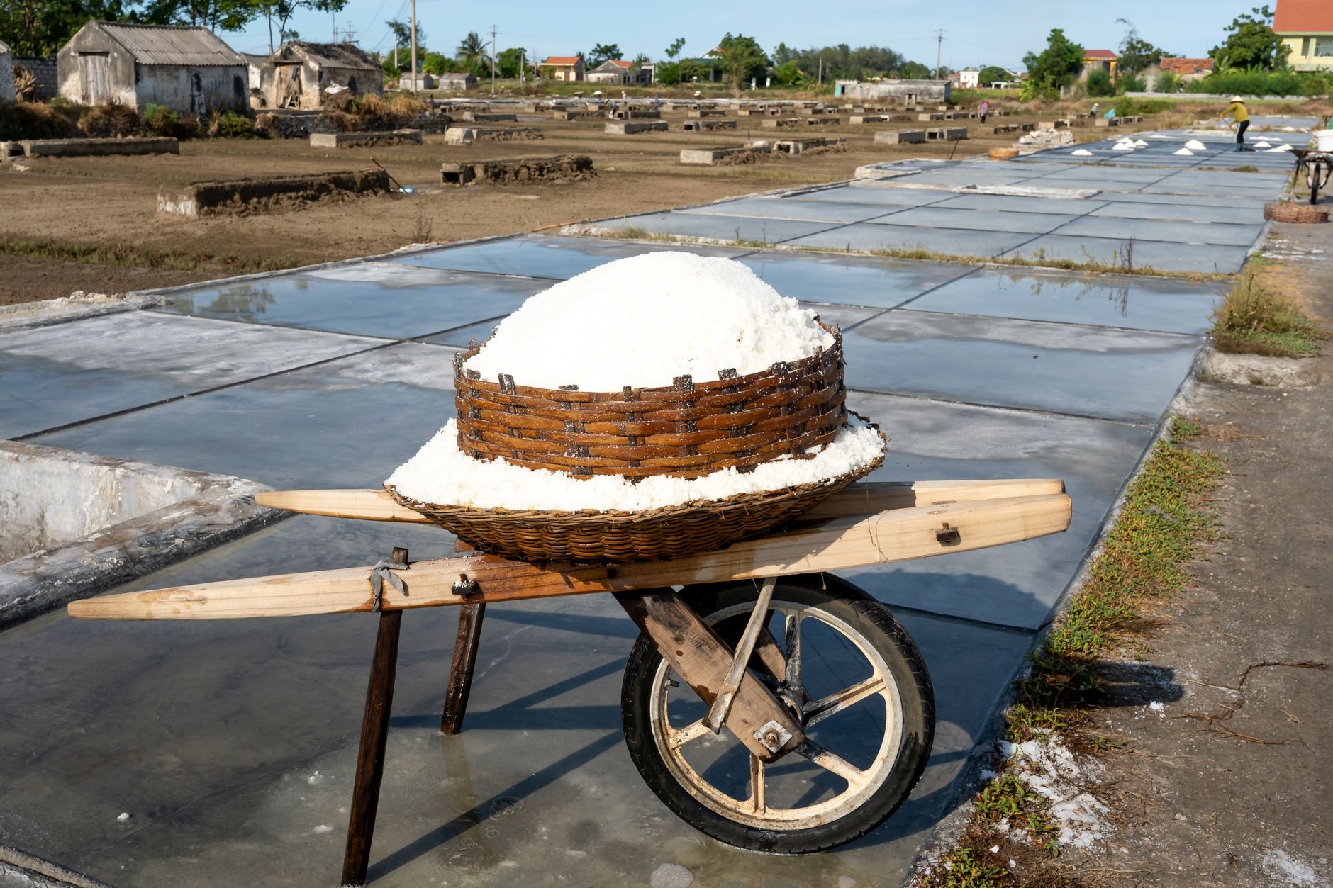 Le sel de Kampot-Kep : l'or blanc récolté à la main sur la côte cambodgienne