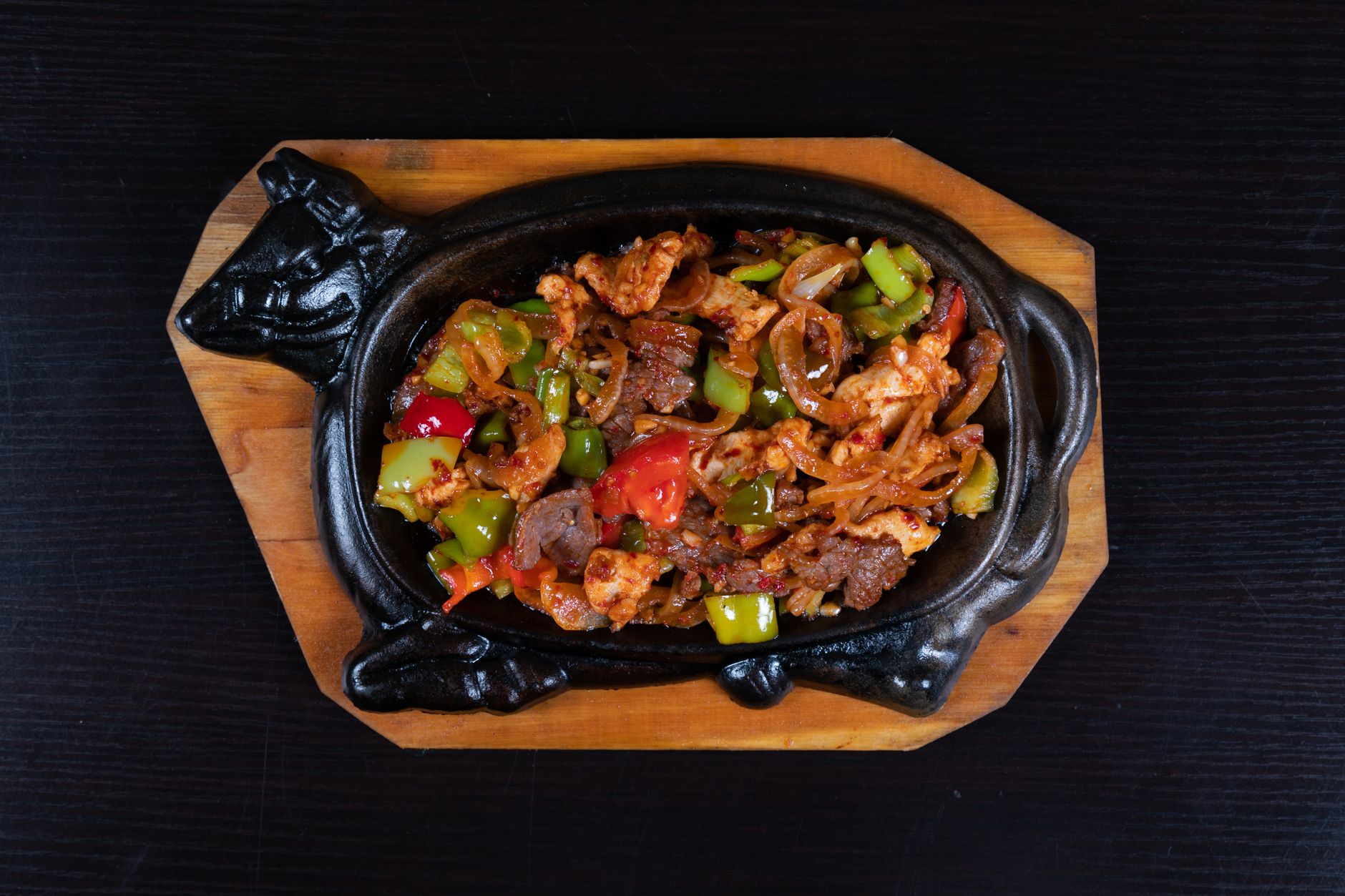 Lok lak : le bœuf sauté du Cambodge et sa sauce poivre-citron